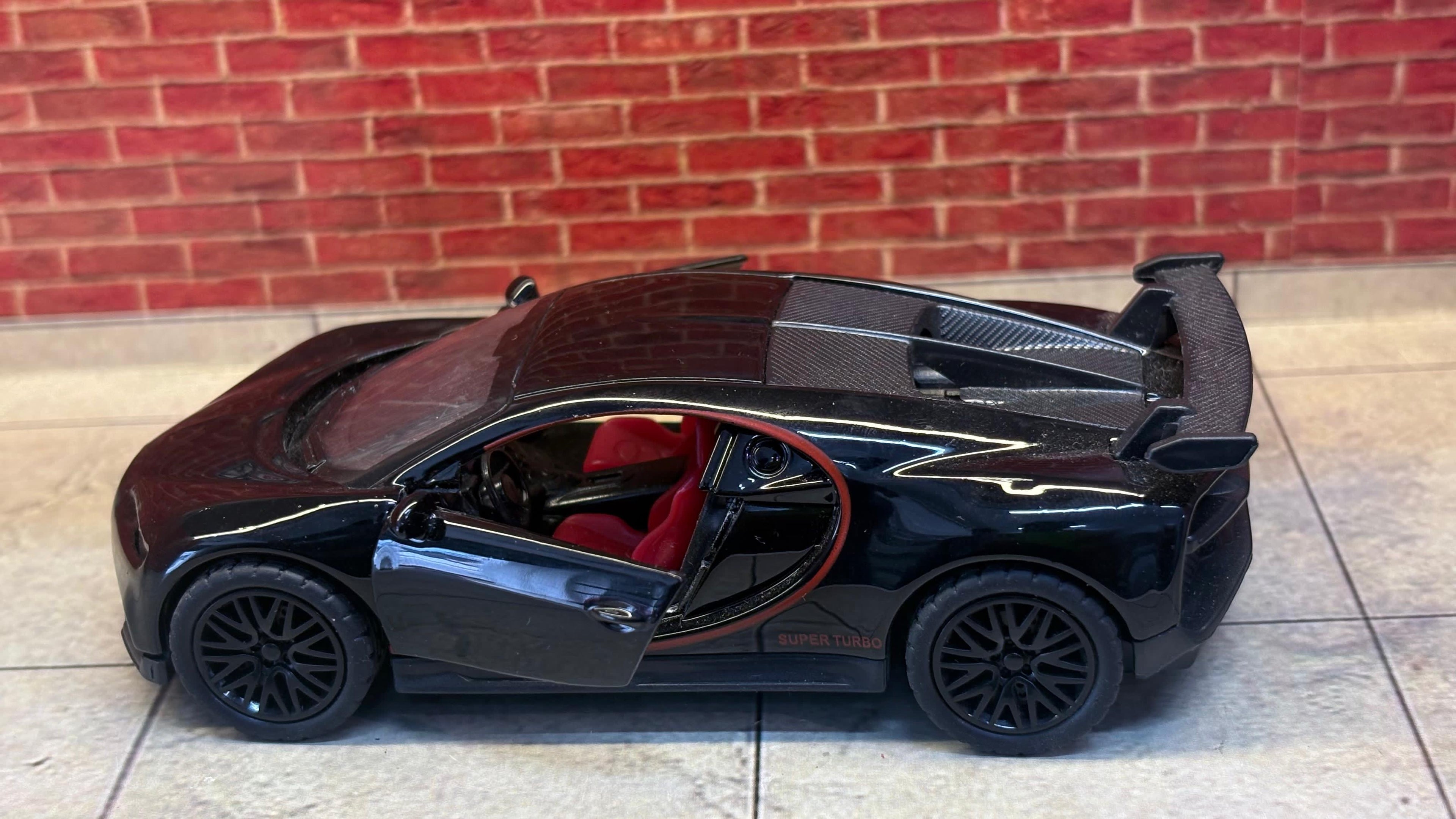 Bugatti Chiron Sport 1:36 Scale