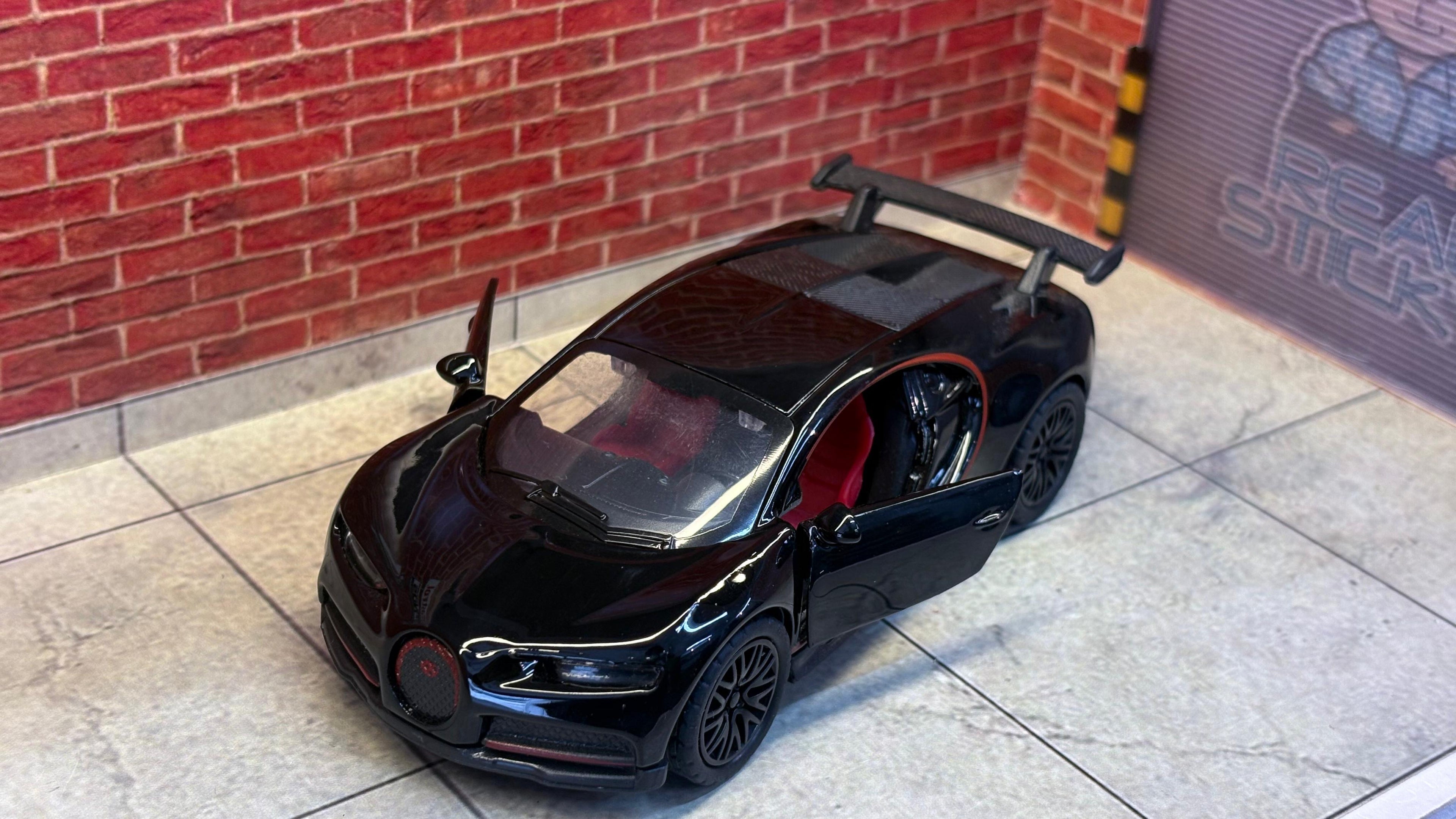Bugatti Chiron Sport 1:36 Scale
