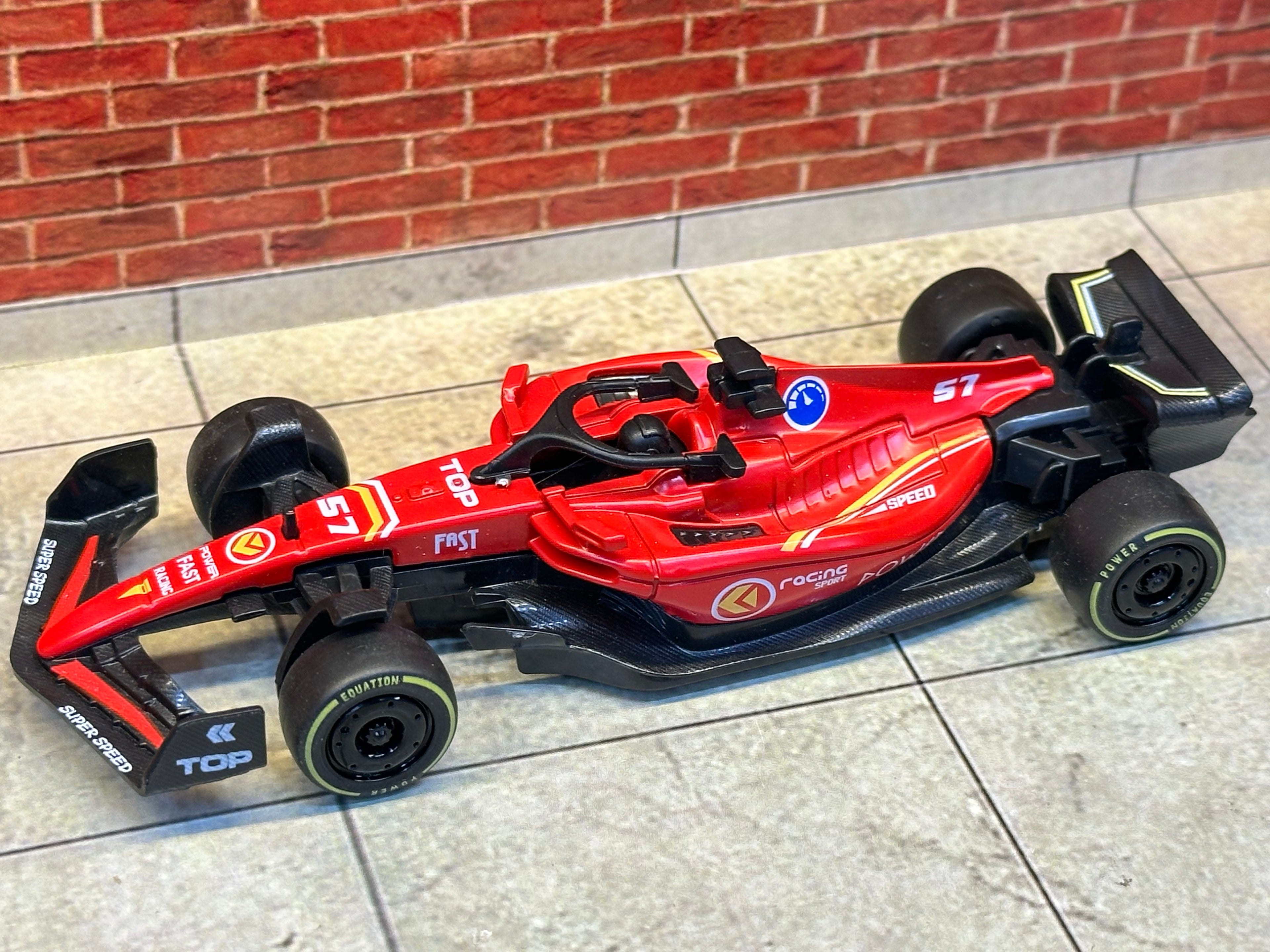 Formula Red 1:43 Box piece