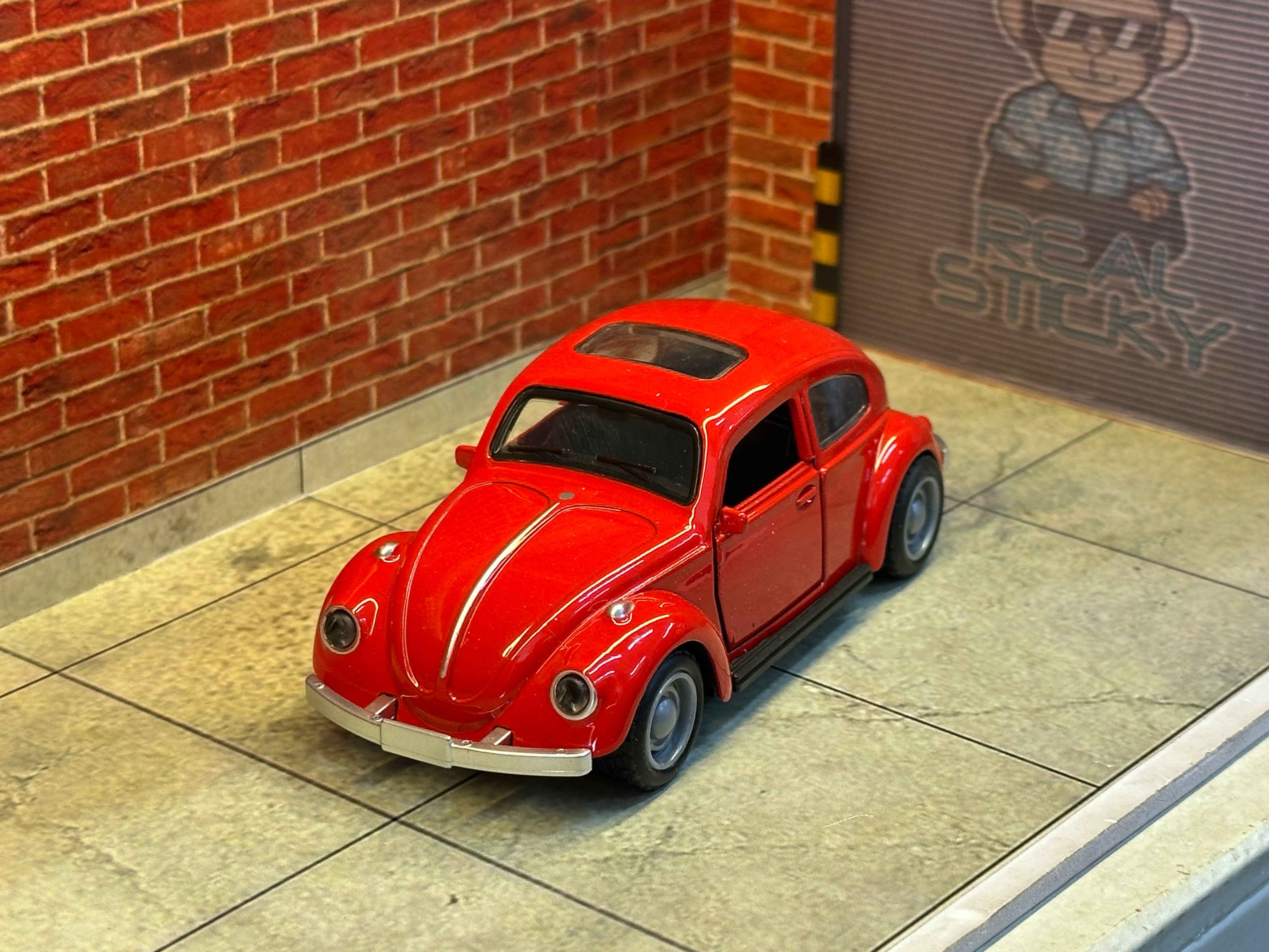 VOLKSWAGEN CLASSIC BEETLE (TYPE 1)1:36 PREMIUM MODEL