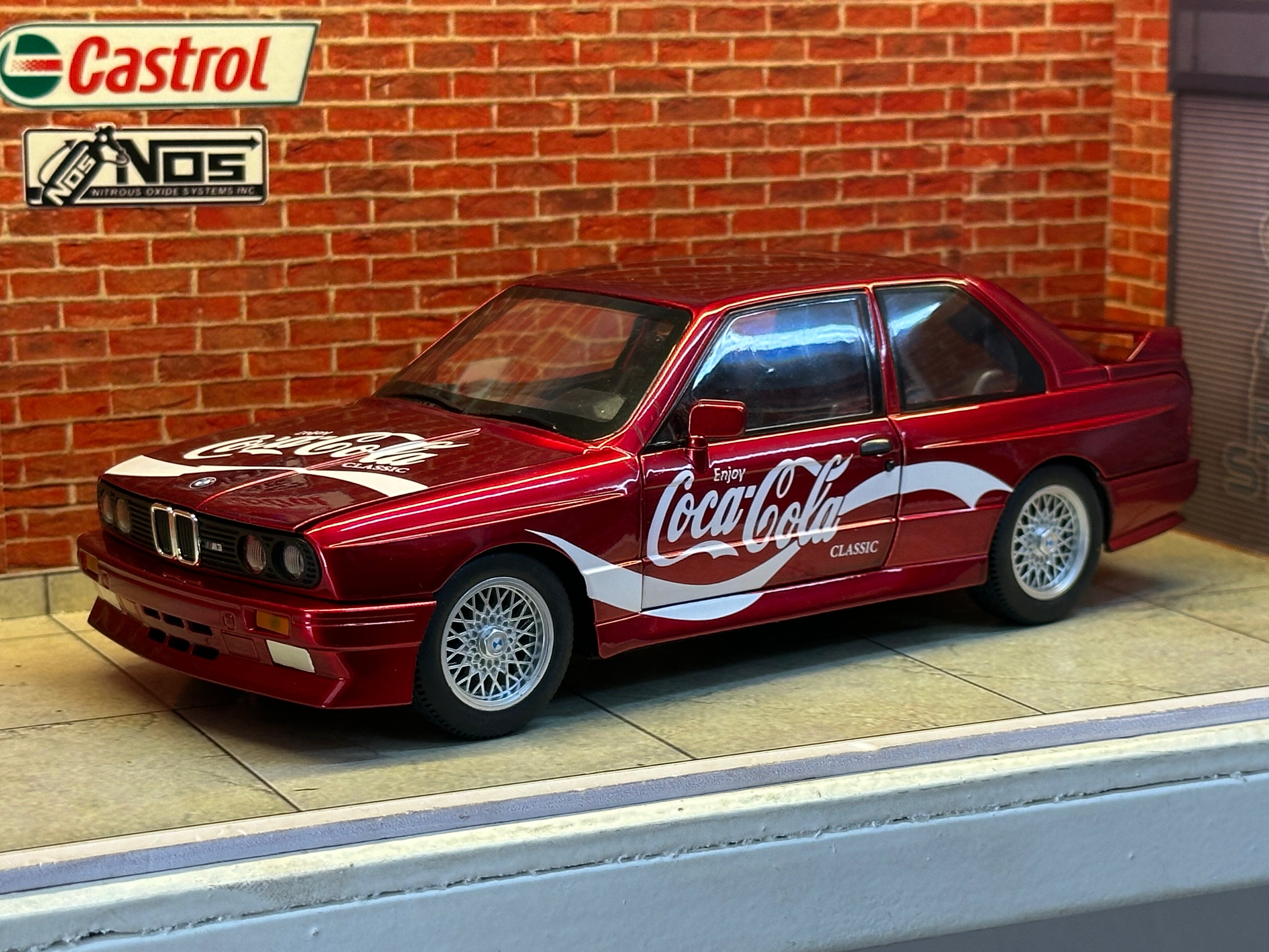 BMW M3 E30 COCOCOLA EDITION 1:24 SCALE
