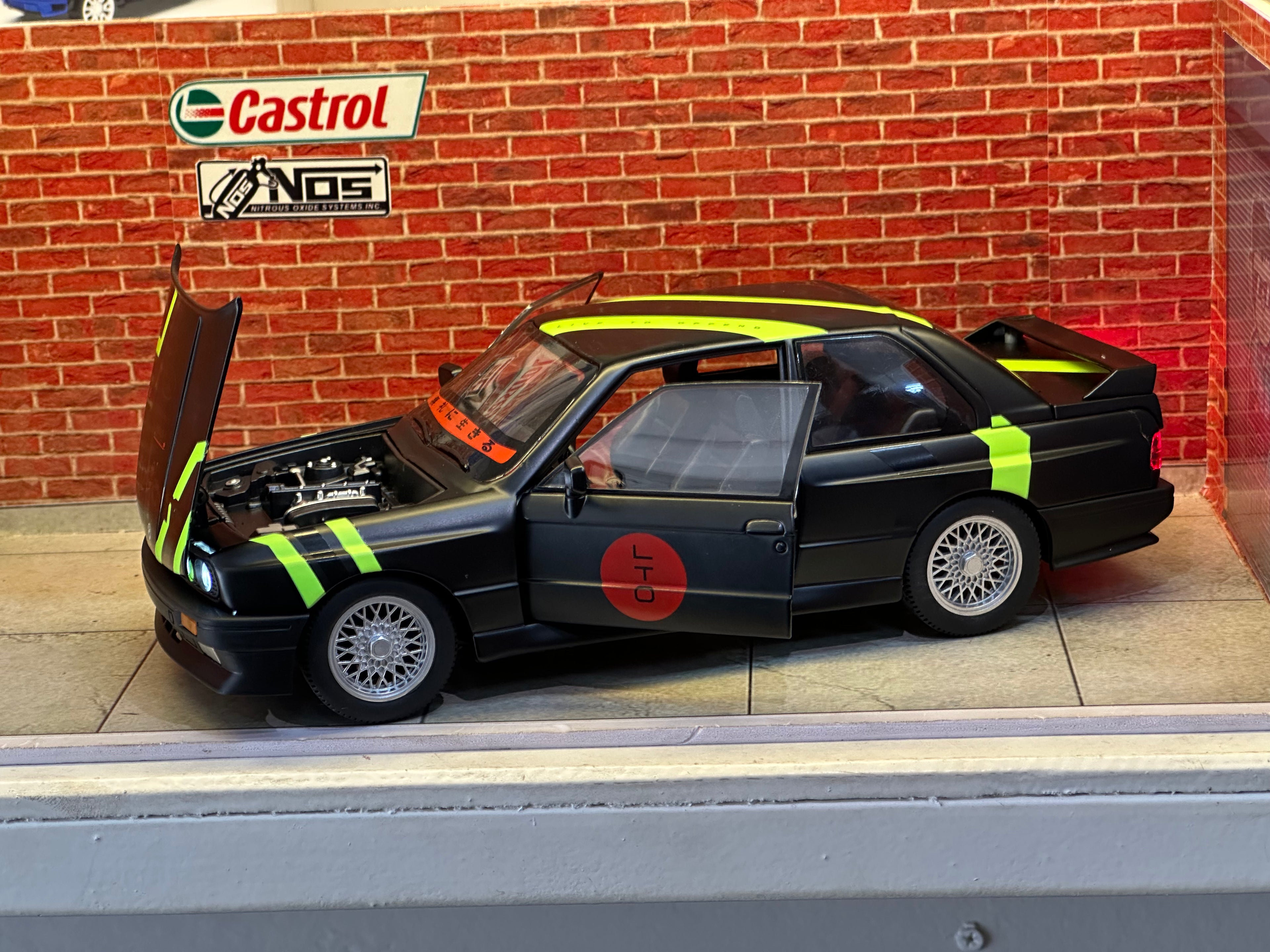 BMW M3 E30 1:24 SCALE