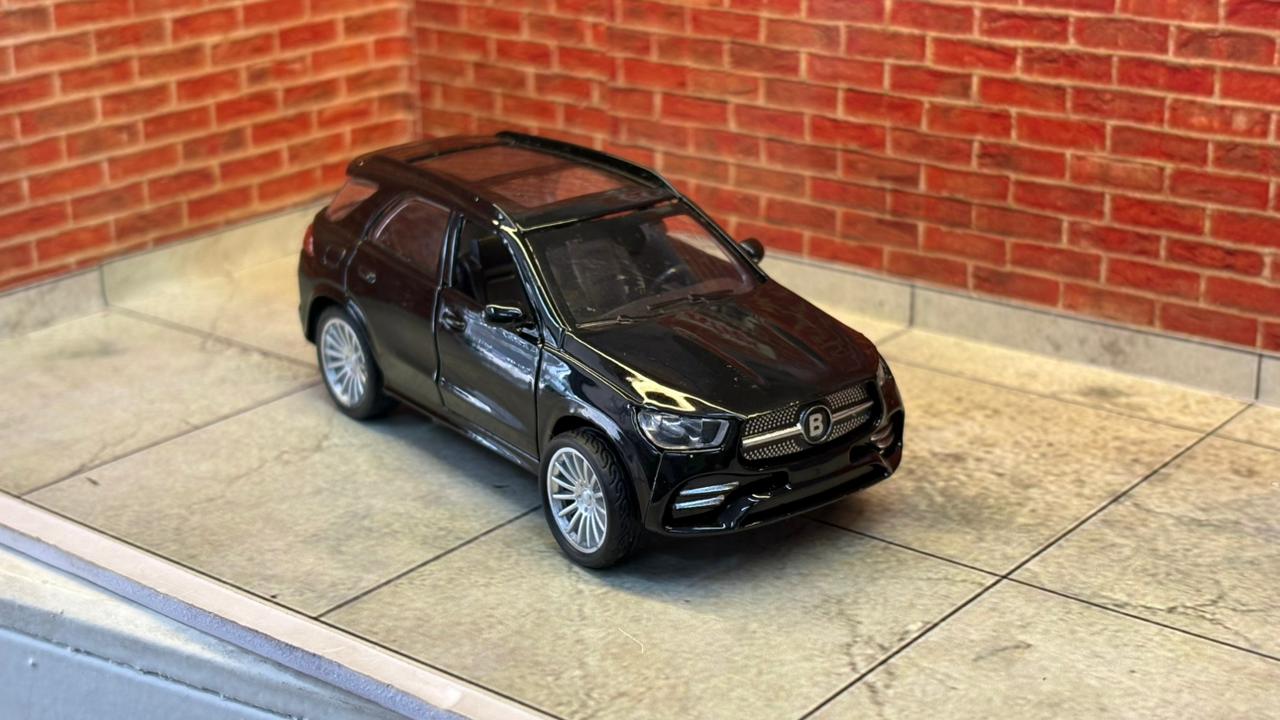 Mercedes-Benz GLE 1:43 SCALE