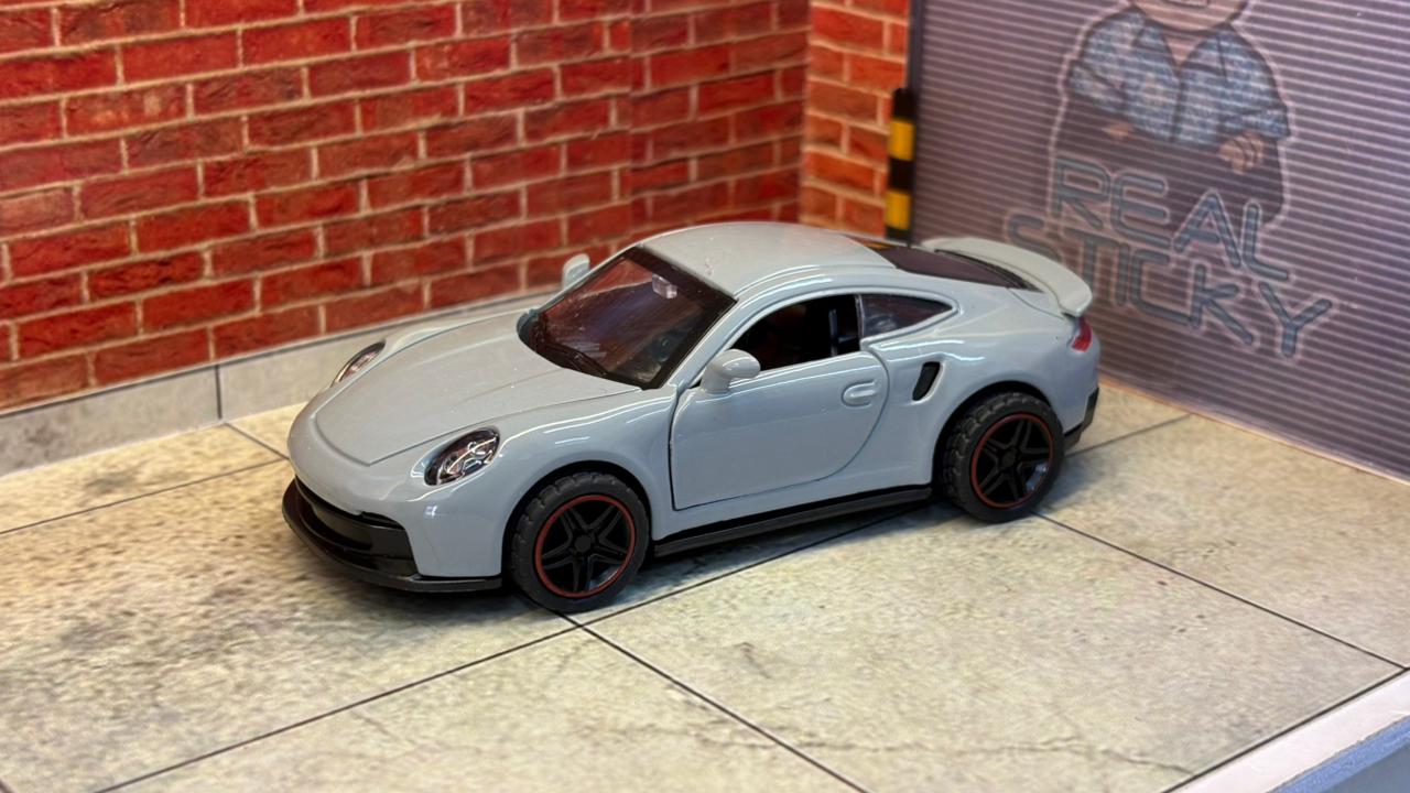 PORSCHE 911 GT3 R S 1:43 SCALE