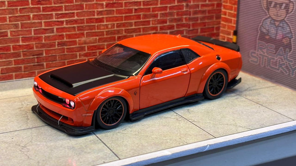 Dodge Challenger SRT Hellcat Widebody (1:32 Scale) Box Piece