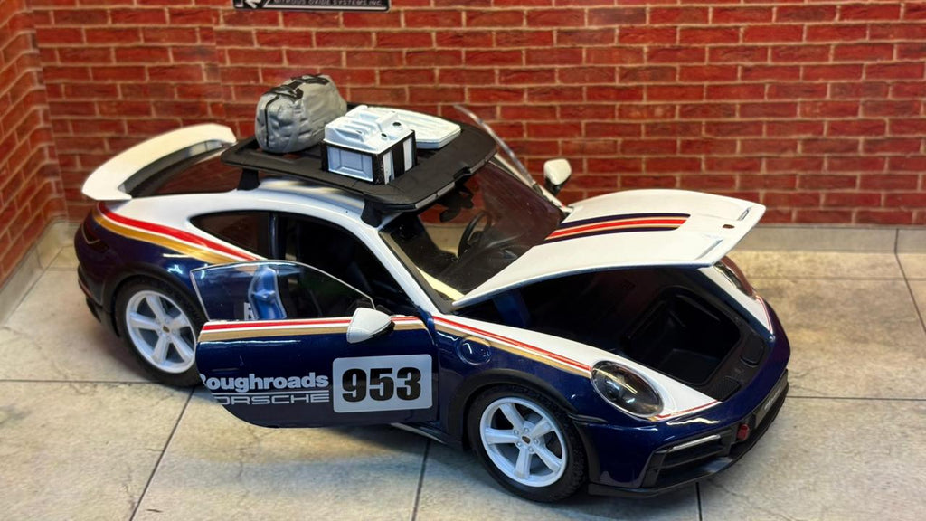 Bburago 1:24 Porsche 911 Dakar Official Licensed