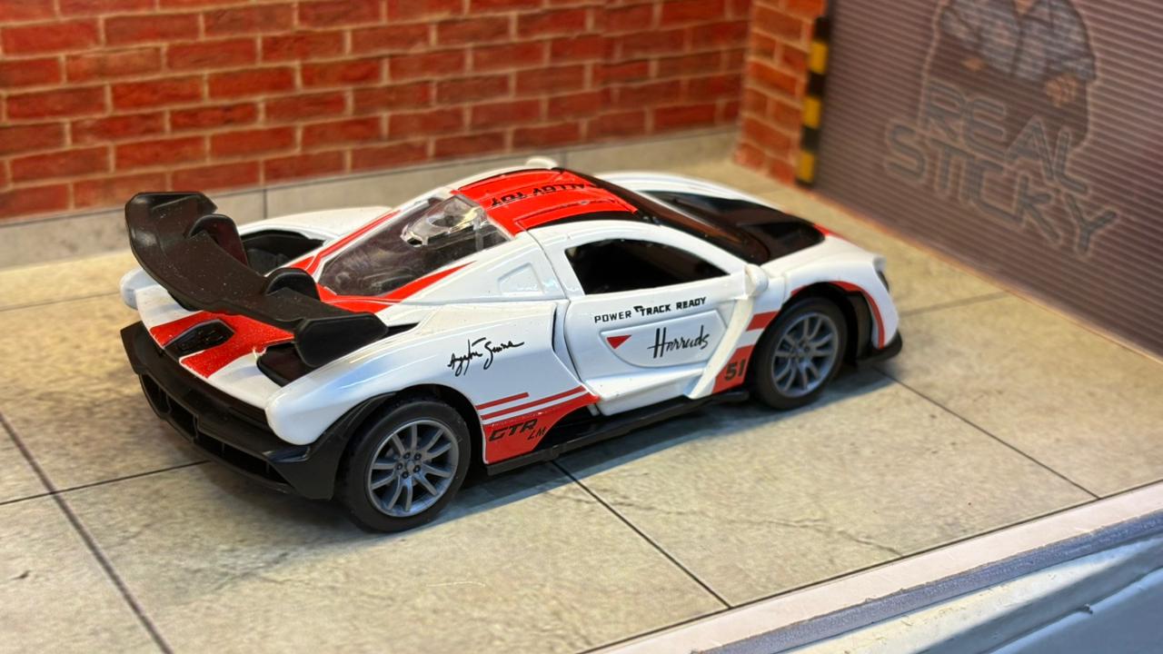 McLaren Senna GTR – Racing Edition (1:36 Scale)