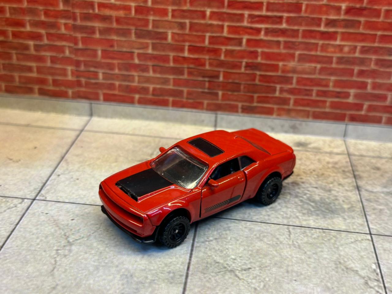 Dodge Challenger SRT Hellcat Widebody 1:64 Scale
