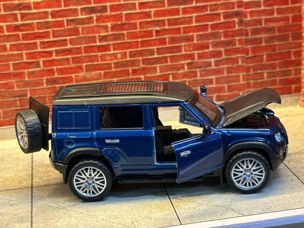 DEFENDER 1:36 SCALE 2 DOOR AND BOOT OPENABLE