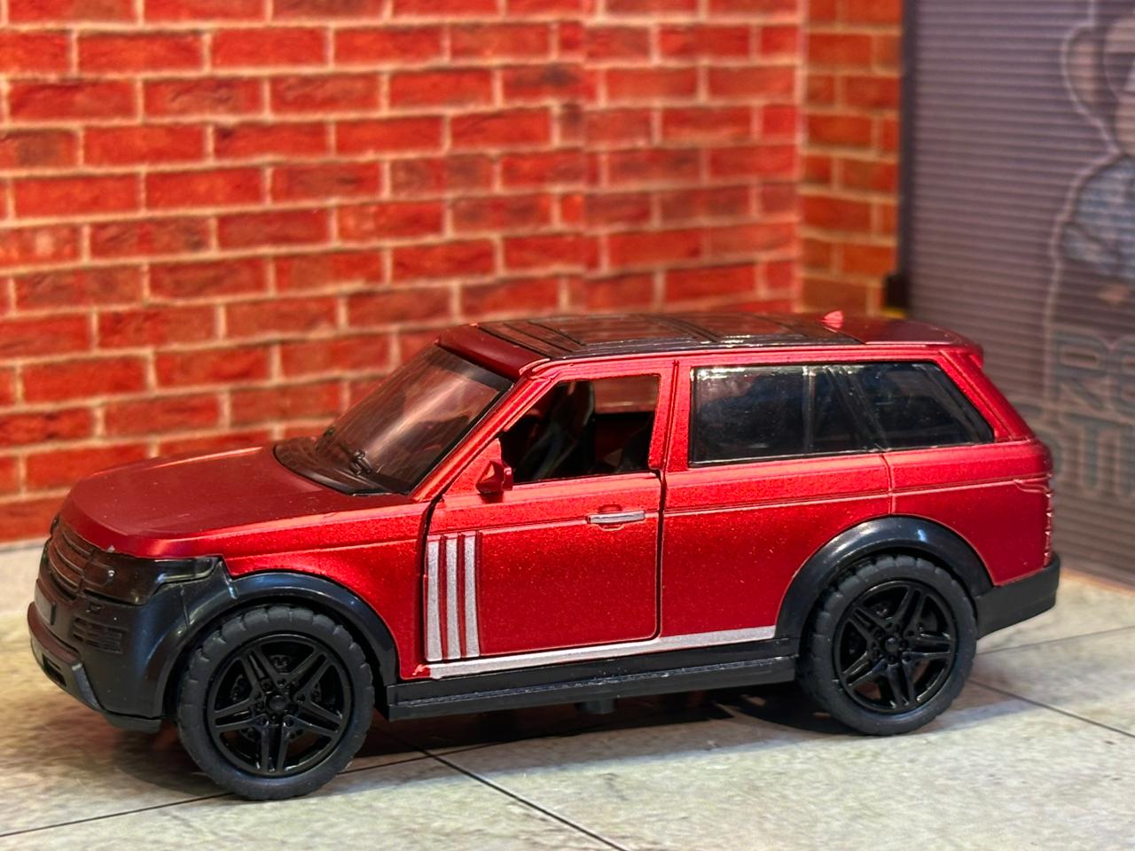 Range Rover Vogue L405 Edition 1:43 Scale