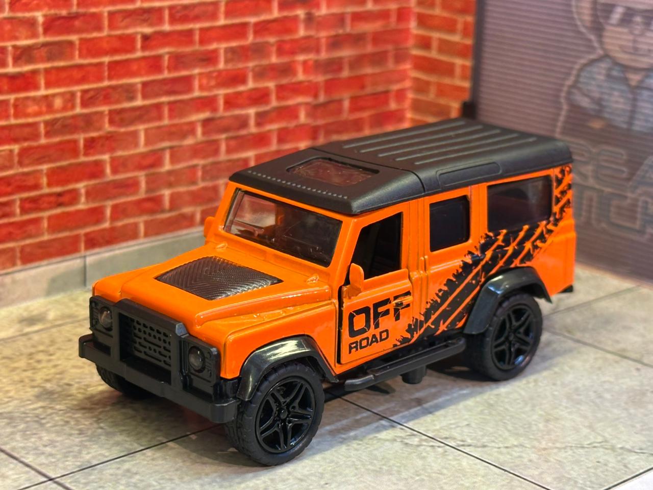 Land Rover Defender 110 1:43 Scale