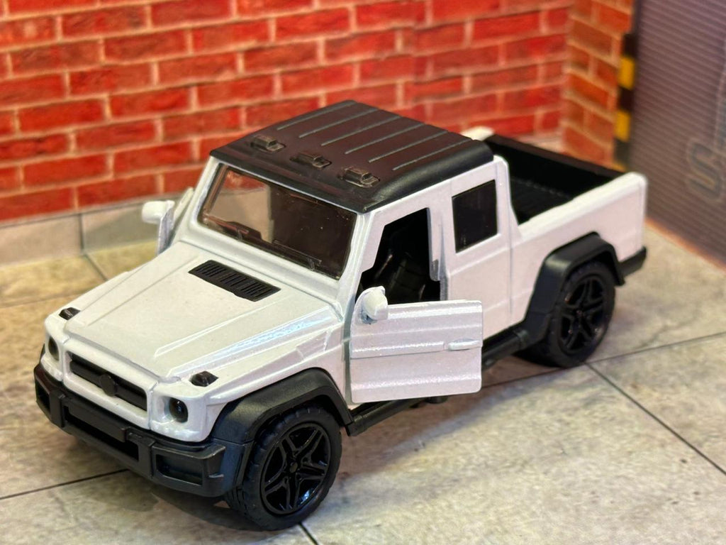 Mercedes-Benz G-Class Double Cab Pickup 1:43 Scale