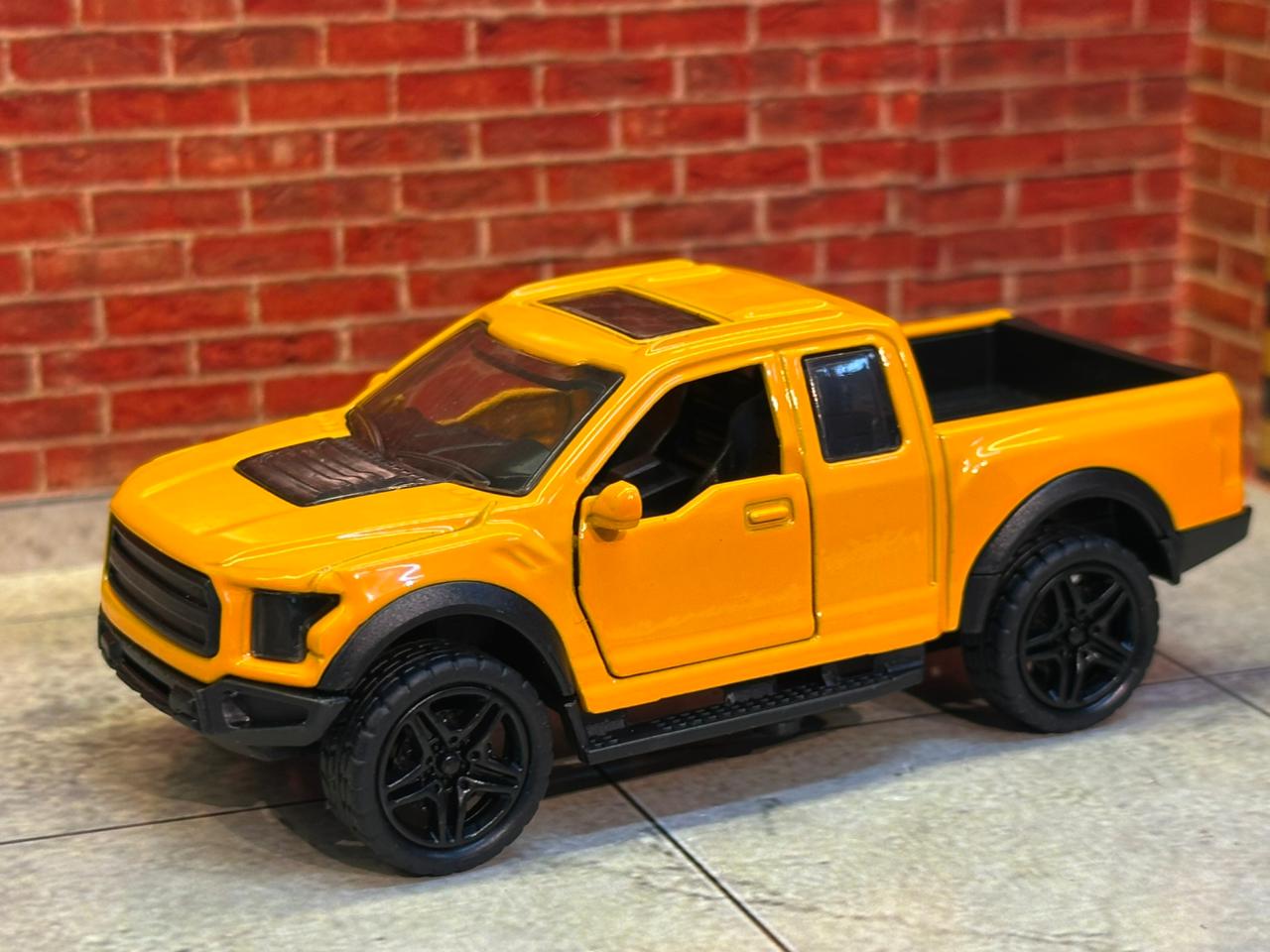Ford F-150 Raptor SVT Performance Edition 1:43 Scale