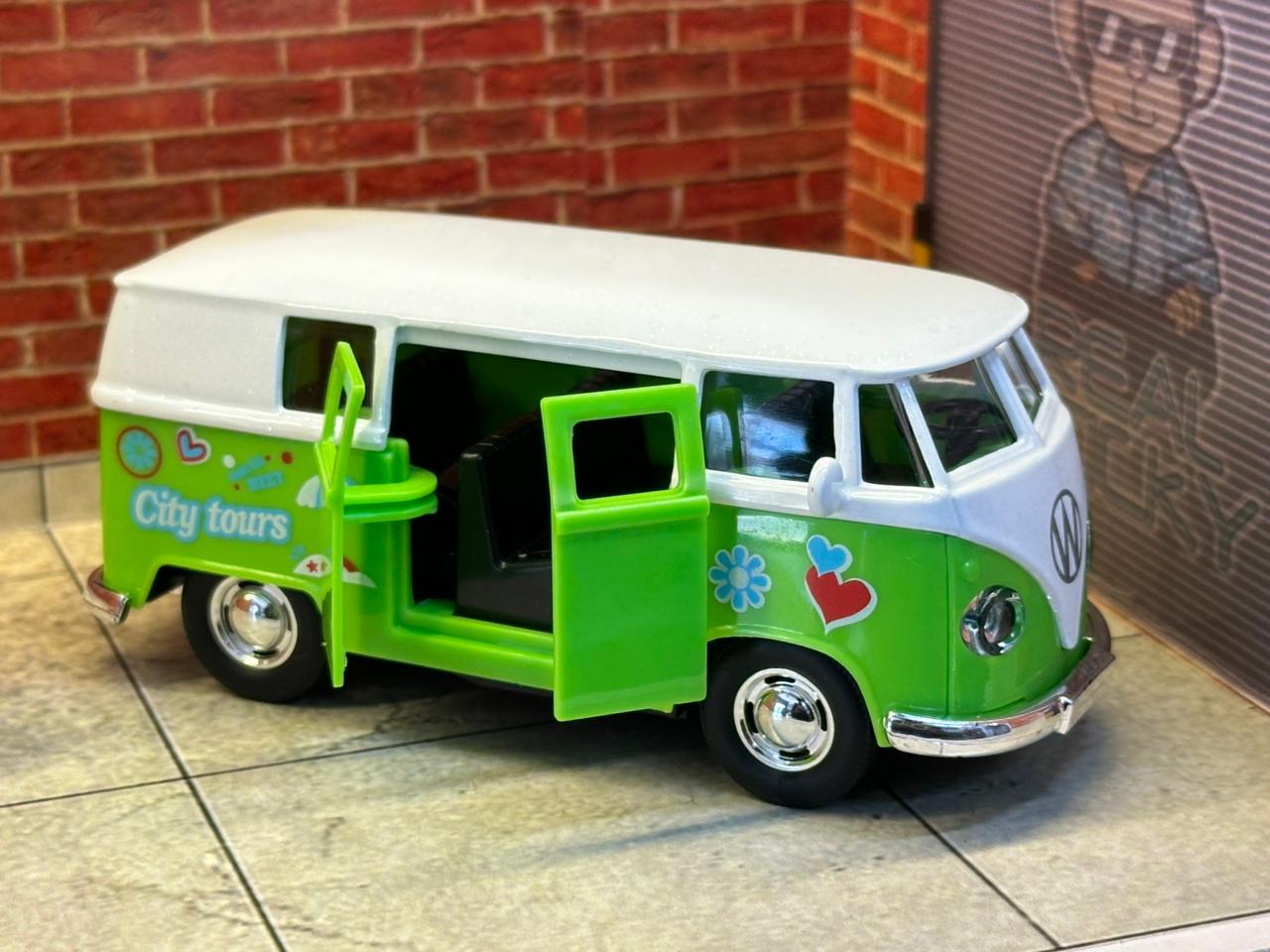 Classic VW Kombi Van - Pop Art & Retro Collection 1:43 Scale