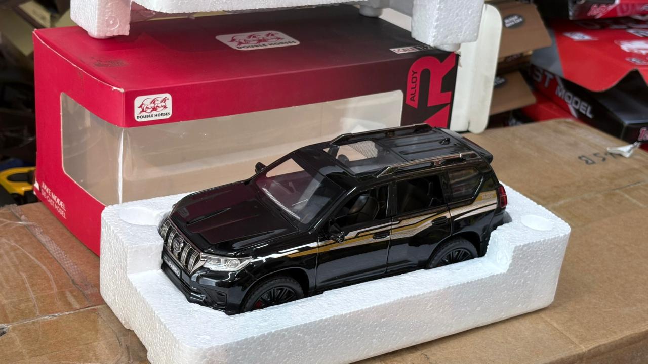 Toyota Land Cruiser Prado 1:24