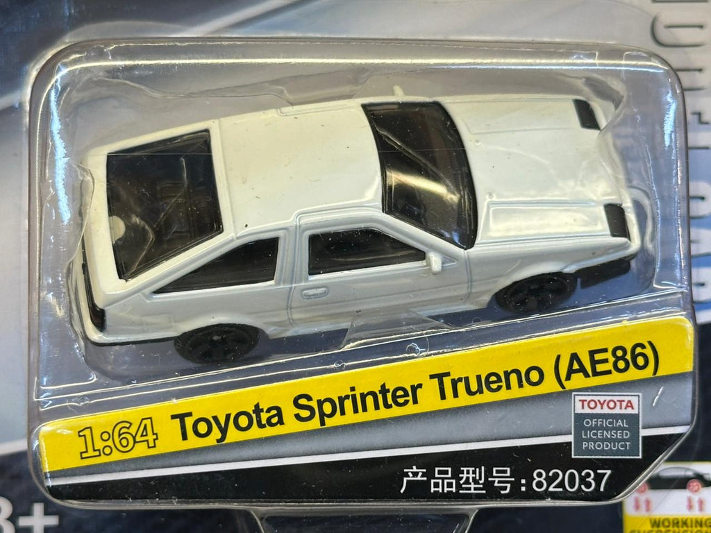 CCA 1:64  Officially Licensed Toyota Sprinter Trueno (AE86) White