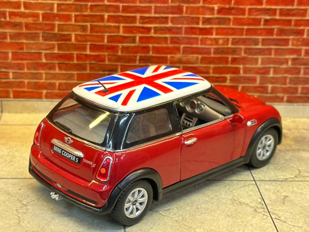 Kinsmart Official Licended Mini Cooper S 1:28 Scale