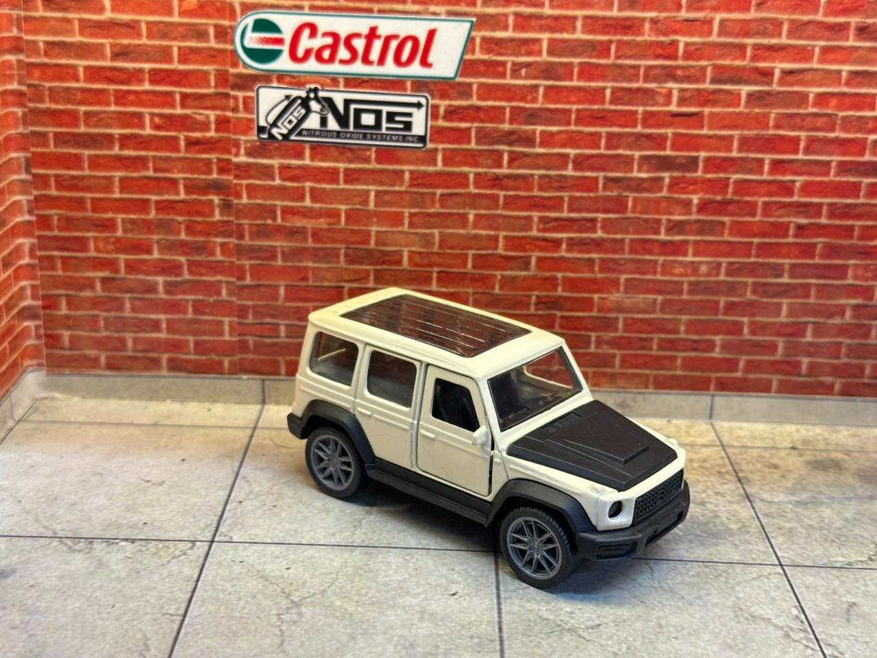 Mercedes Benz Gwagon 1:43 Scale