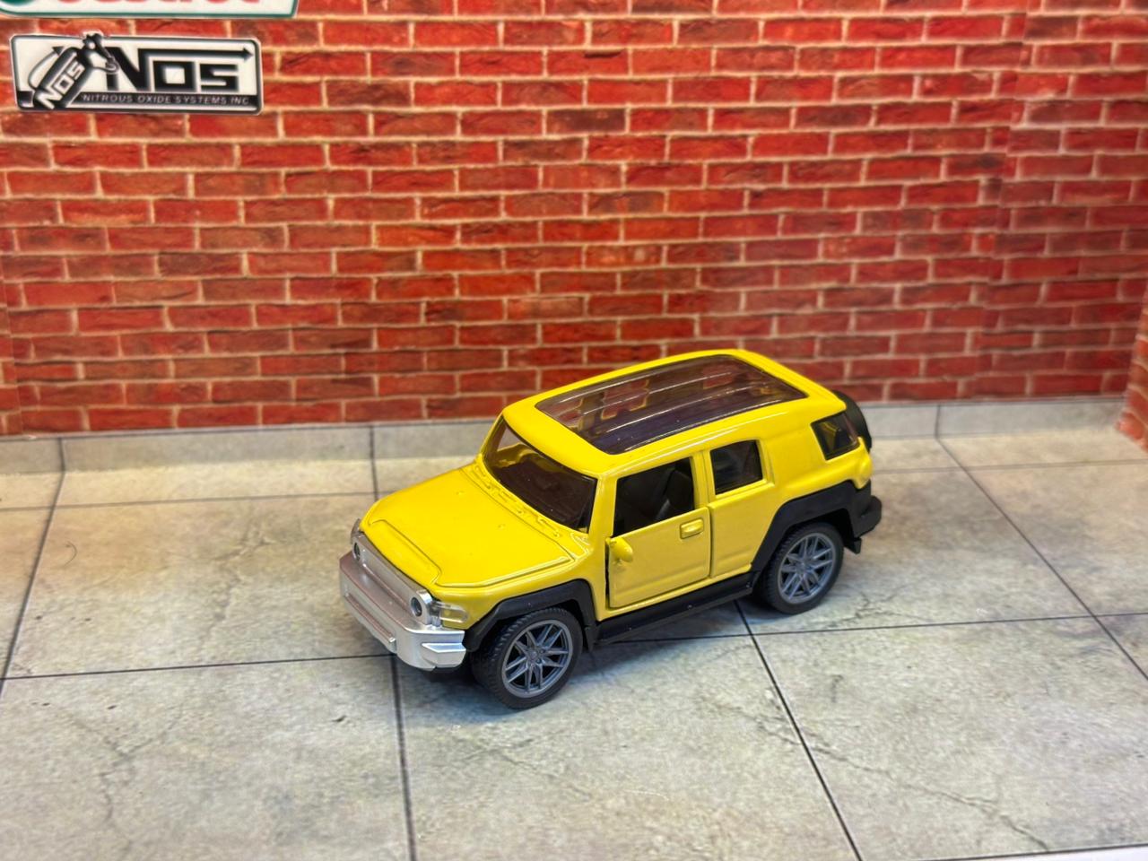 FJ CRUISER 1:43 SCALE