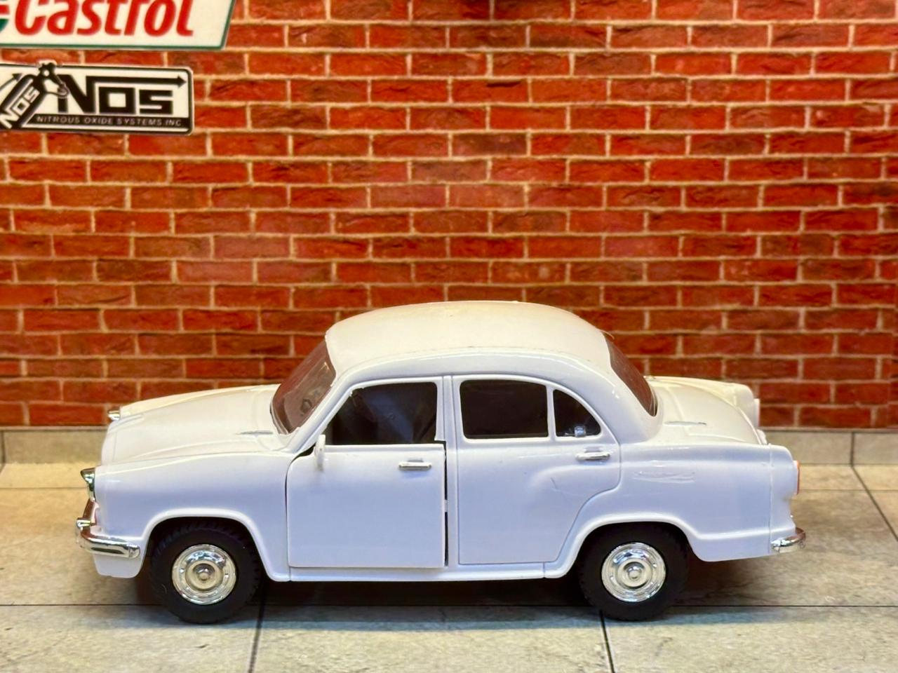 Hindustan Motors Ambassador 1:36 SCALE