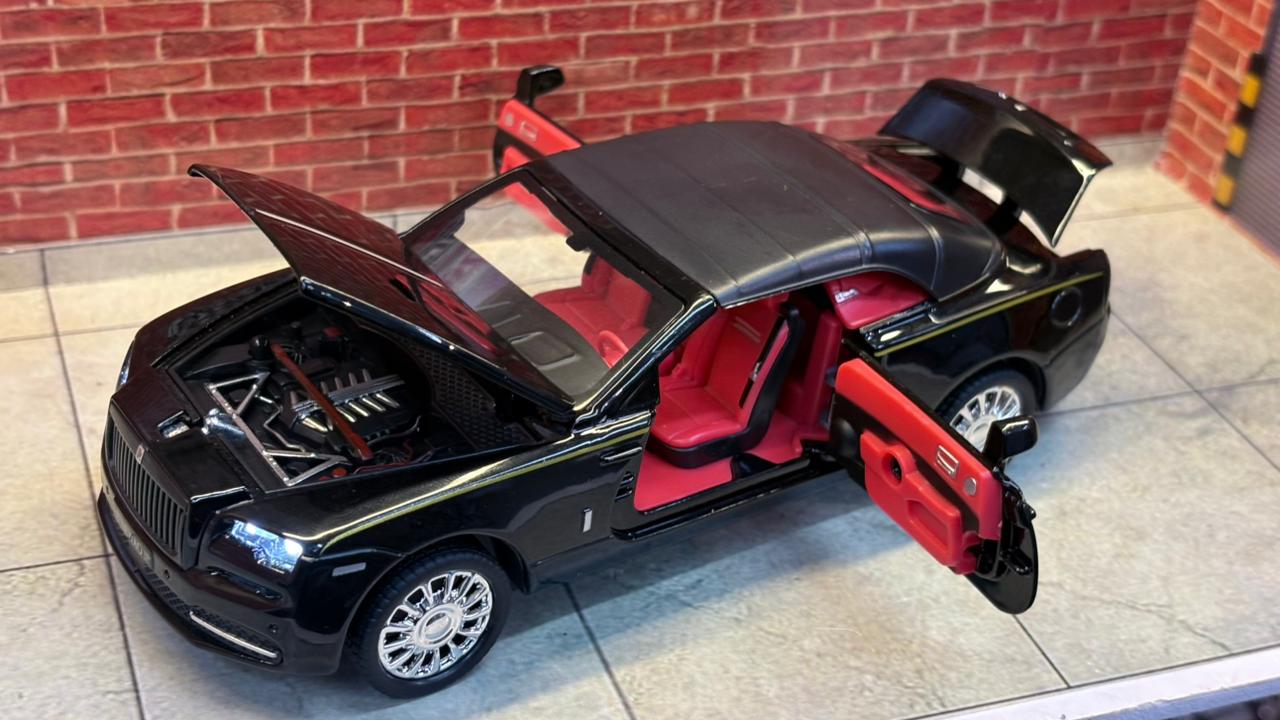 Rolls-Royce Dawn Convertible Black  1:32 Scale