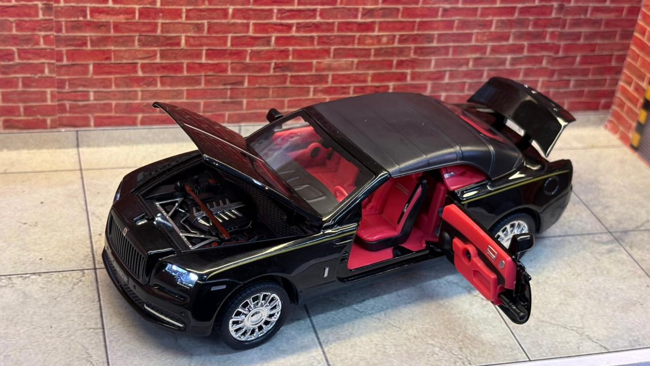 Rolls-Royce Dawn Convertible Black  1:32 Scale