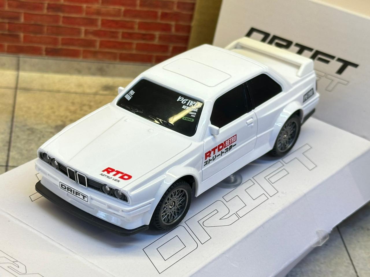 Whoosh Classic Legends BMW E30 Drift 1:43 Hobby grade RC Car 25 KM/H Speed 4WD