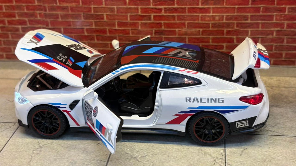 BMW M4 TRACK EDITION 1:32 SCALE
