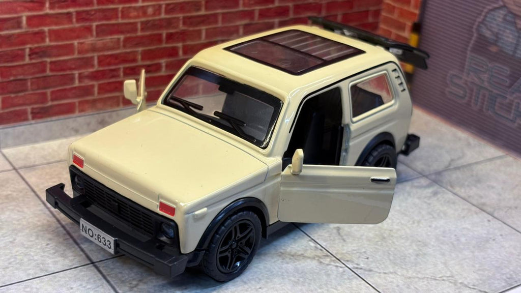 Lada Niva (VAZ-2121) 1:36 Scale