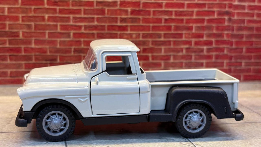 1955 CHEVROLET 3100 STEPSIDE VINTAGE PICKUP TRUCK 1:36 SCALE