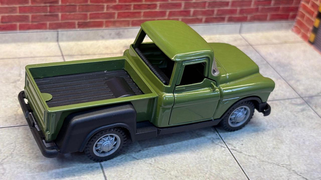 1955 CHEVROLET 3100 STEPSIDE VINTAGE PICKUP TRUCK 1:36 SCALE