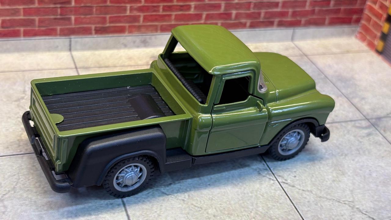 1955 CHEVROLET 3100 STEPSIDE VINTAGE PICKUP TRUCK 1:36 SCALE
