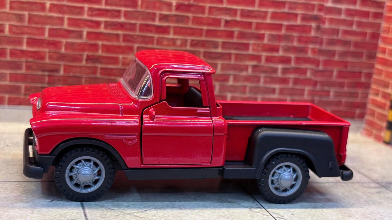 1955 CHEVROLET 3100 STEPSIDE VINTAGE PICKUP TRUCK 1:36 SCALE