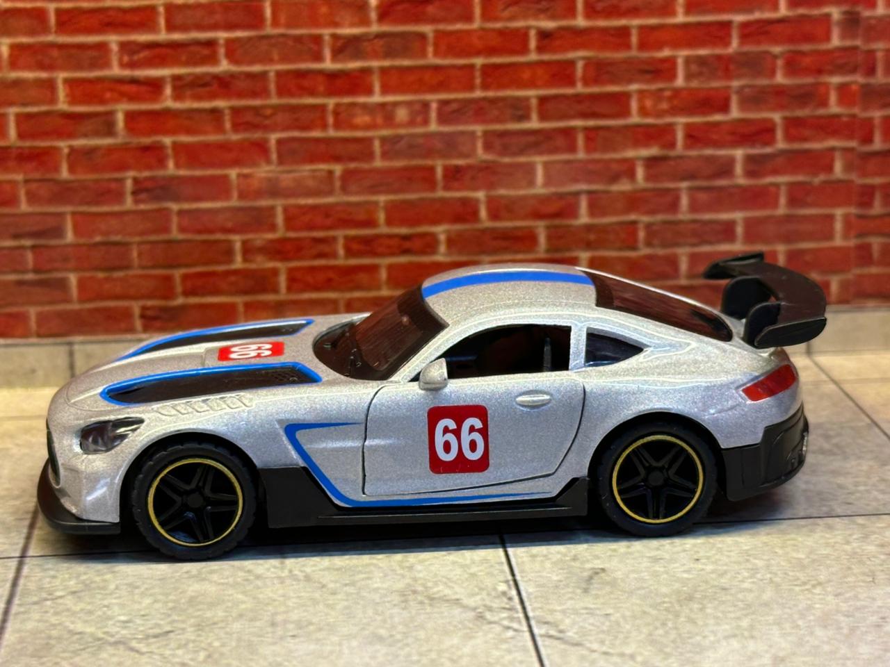 Mercedes-Benz AMG 1:43 SCALE Rally Edition.