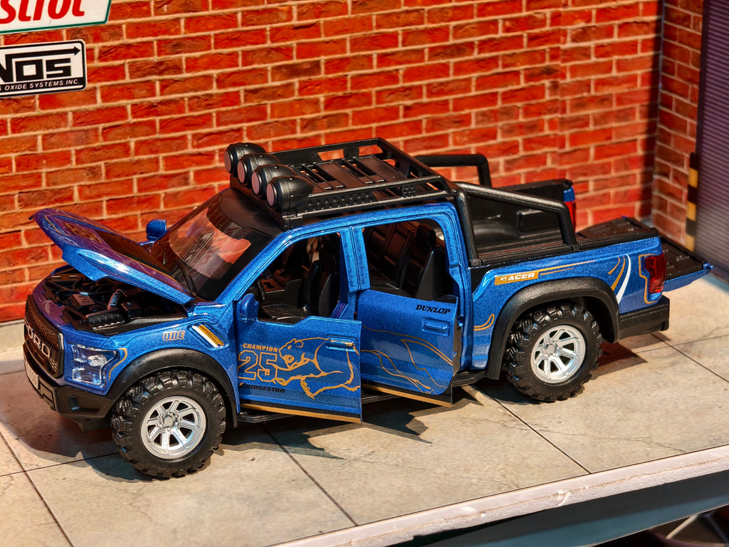 Ford Raptor 1:32 Scale Premium detailing