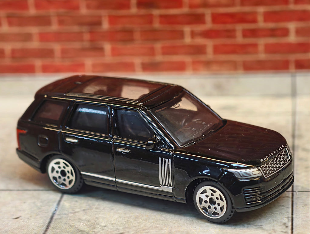 QY Official Range Rover Vogue (L405) 1:64 Scale Premium Detailing