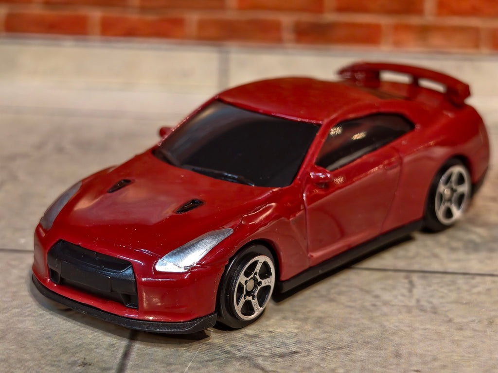 RMZ Official Licensed Nissan GTR - R35 1:64 Scale