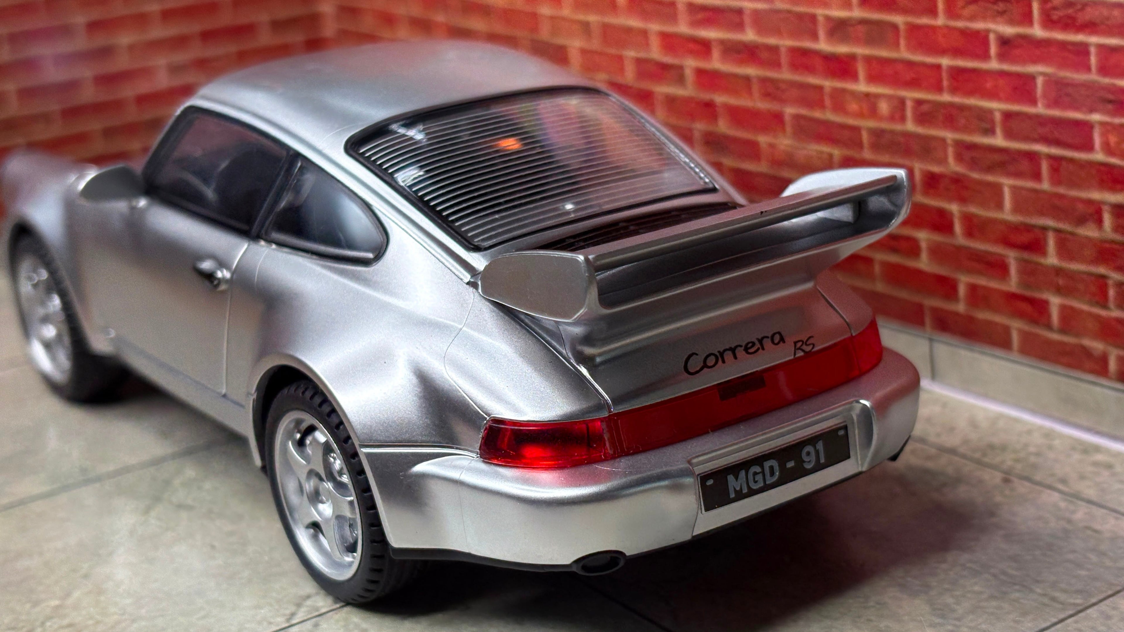 Porsche 911 (964) Turbo 1990 s 1:24 ABS Premium Detailing