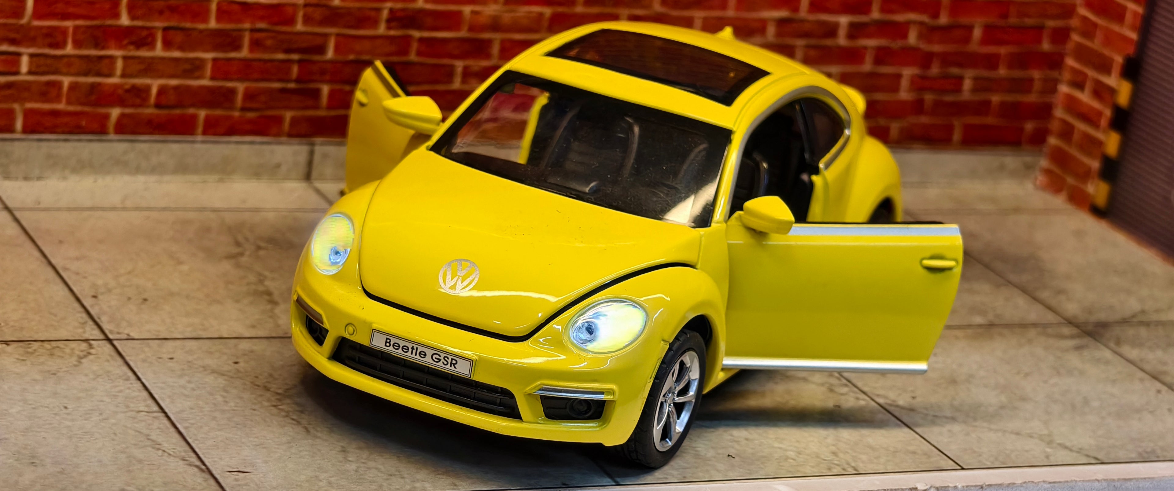 Volkswagen Beetle GSR 1:32 Scale