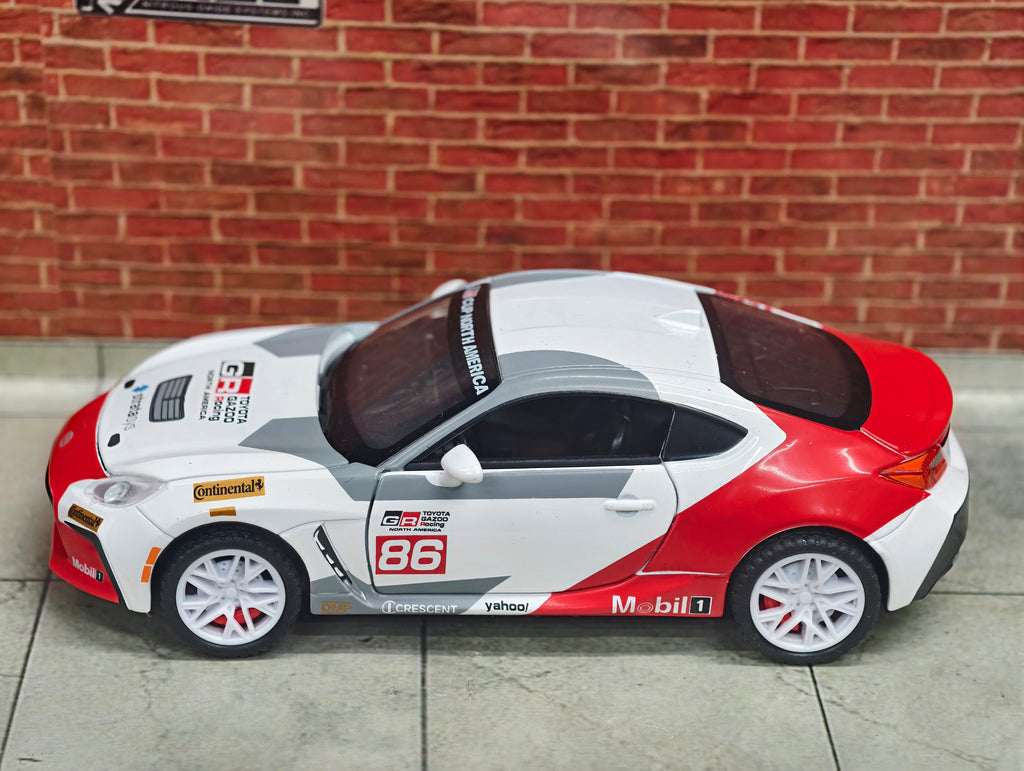 Toyota GR86 1:32 Scale Premium Detailing