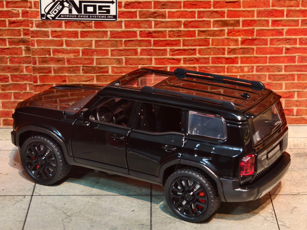 Toyota Land Cruiser Prado 1:32 Scale Premium Detailing
