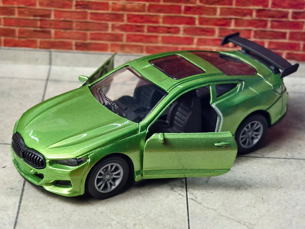 BMW M4 1:36 Scale PREMIUM DETAILING