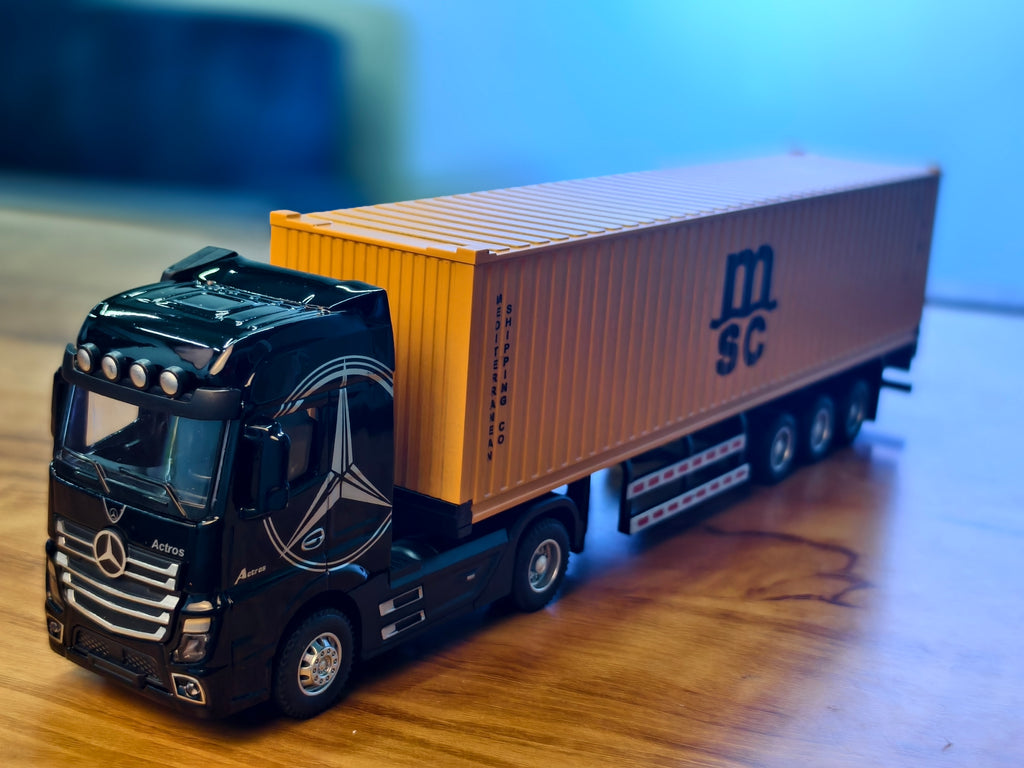 Mercedes-Benz Actros container truck (tractor-trailer) 1:50 Scale Big Size