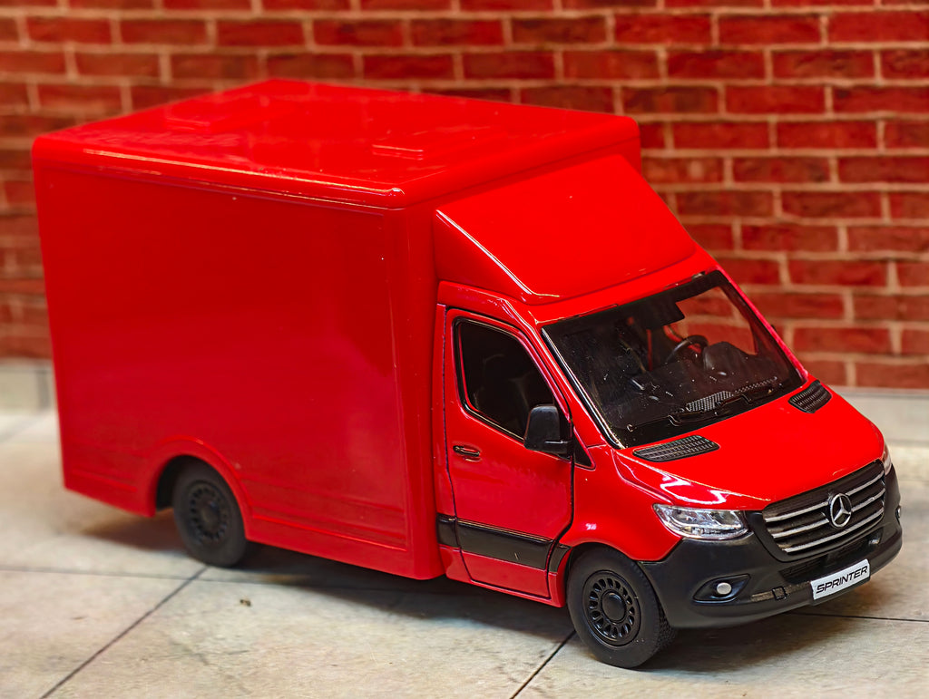 Kinsmart Officia Mercedes Benz Sprinter 1:48 Scale