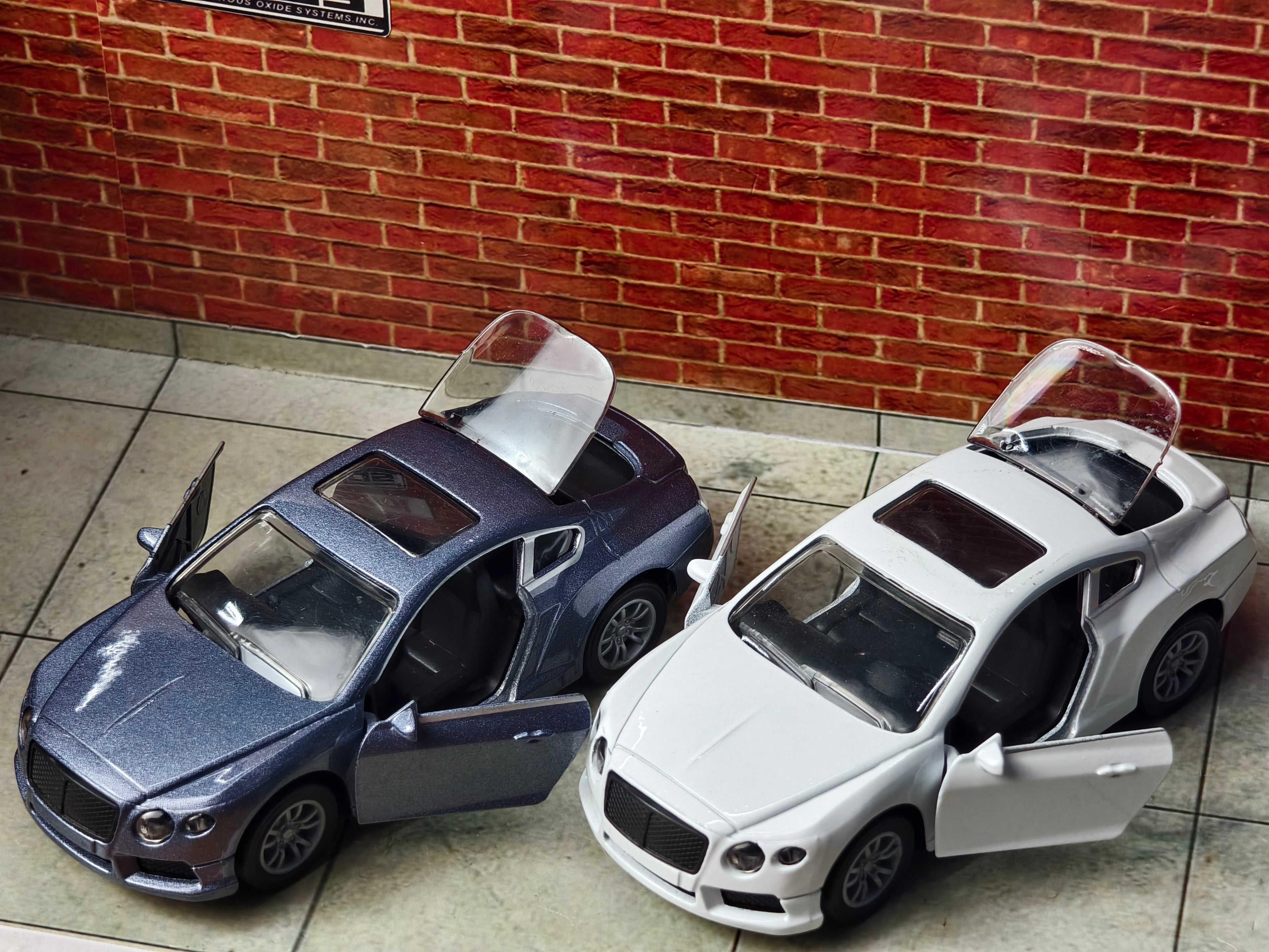 Bentley Continental GT 1:36 Scale Premium Detailing