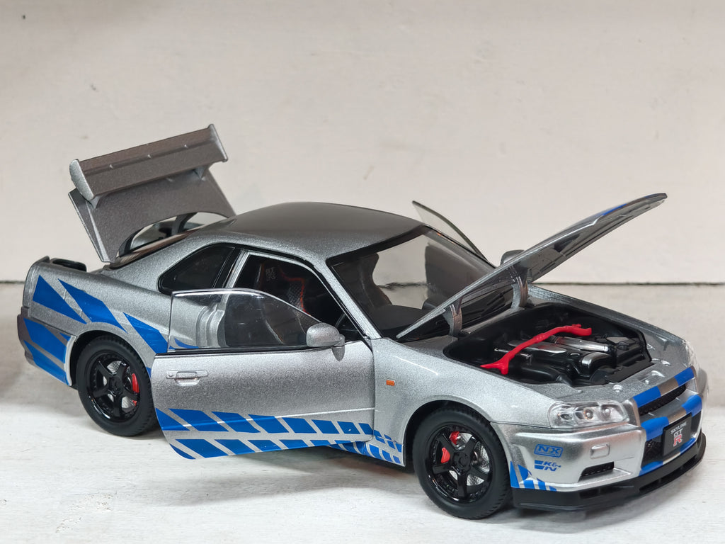 Nissan Skyline GT-R (R34) 1:24 Diecast Model – Light, Sound & Adjustable Mirrors