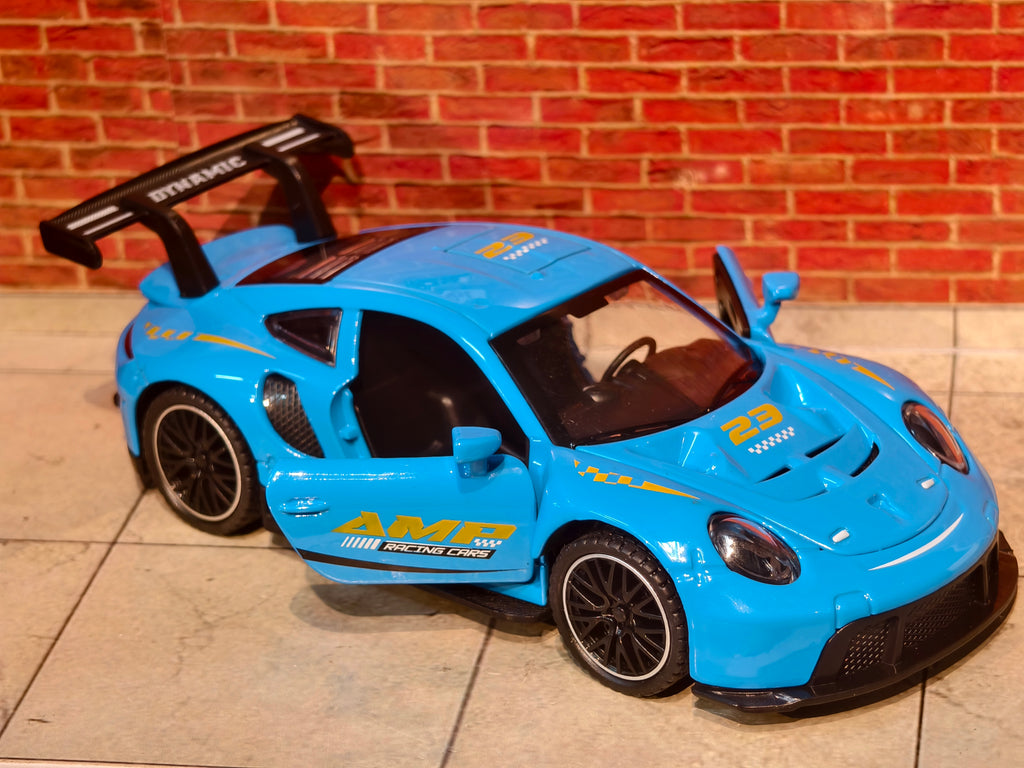 Porsche 911 GT3 RS 1:32 Scale Premium Detailing
