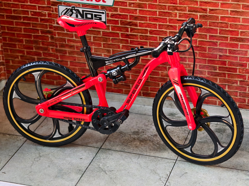 Mountain Bike 1:8 Scale