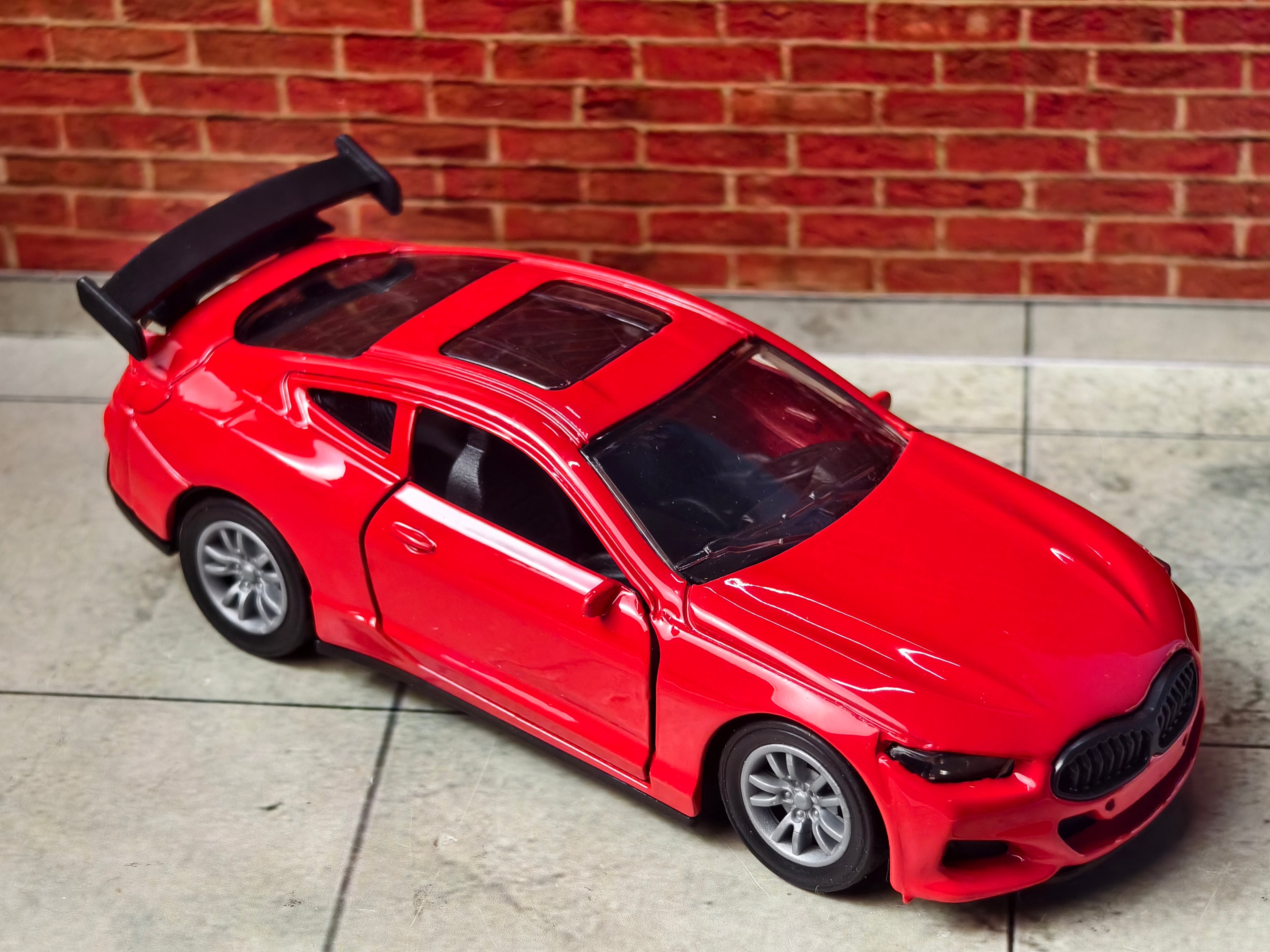 BMW M4 1:36 Scale PREMIUM DETAILING