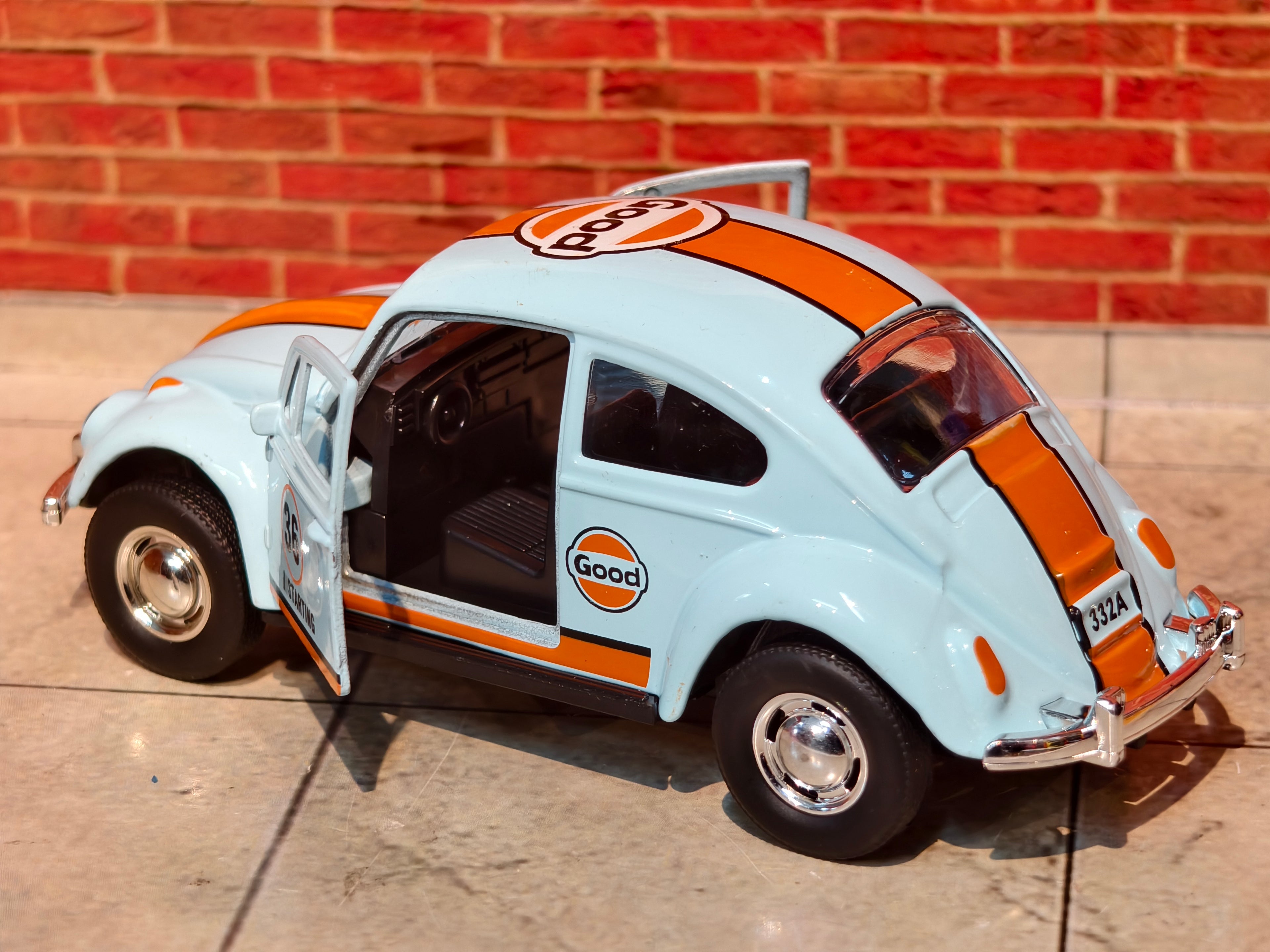 Volkswagen Beetle 1:36 Scale Gulf Edition